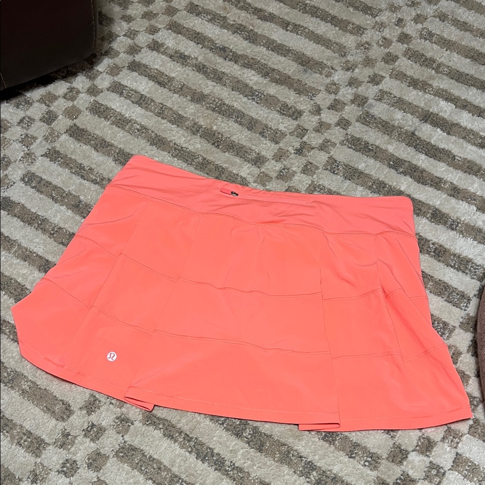 Women's lululemon pace rival
Skirt